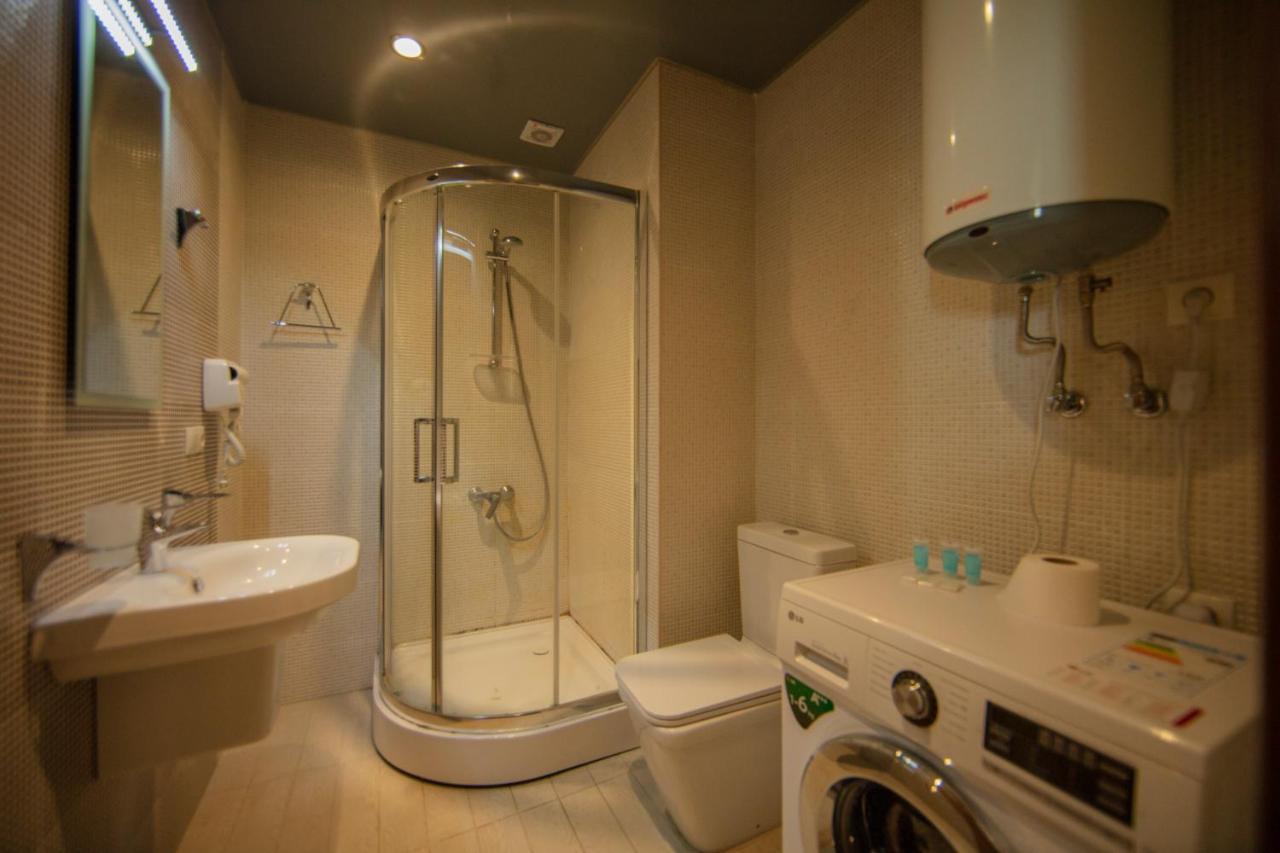 Tower Apartments باتومي المظهر الخارجي الصورة