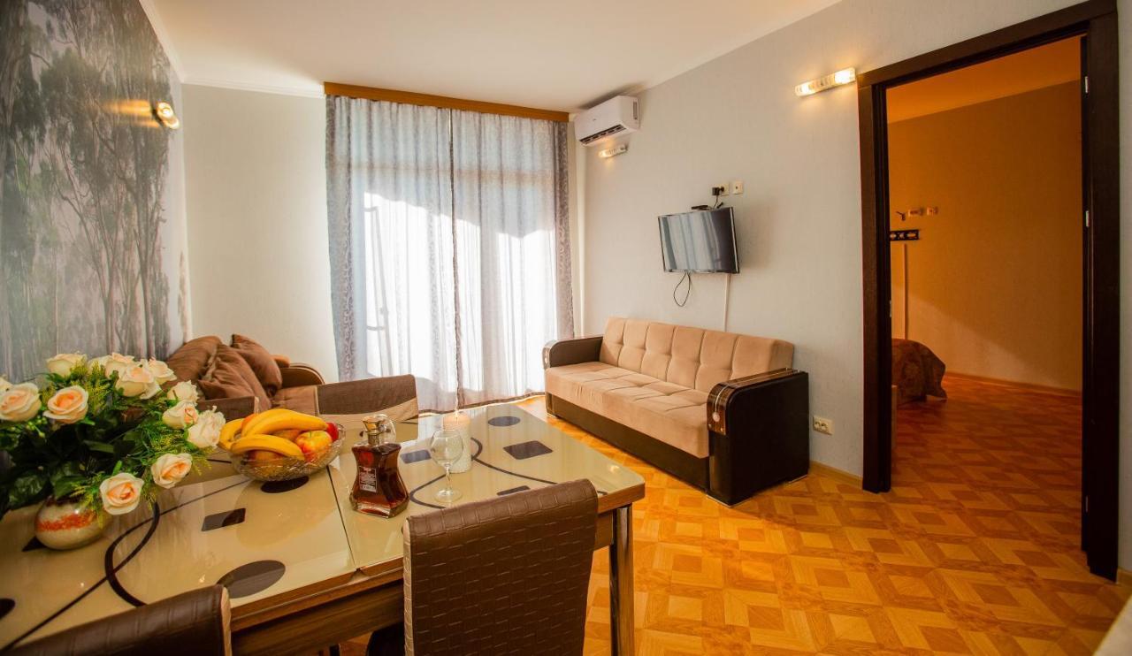 Tower Apartments باتومي المظهر الخارجي الصورة