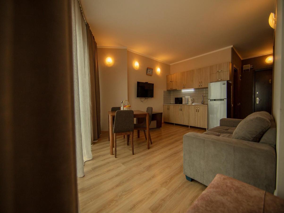 Tower Apartments باتومي المظهر الخارجي الصورة