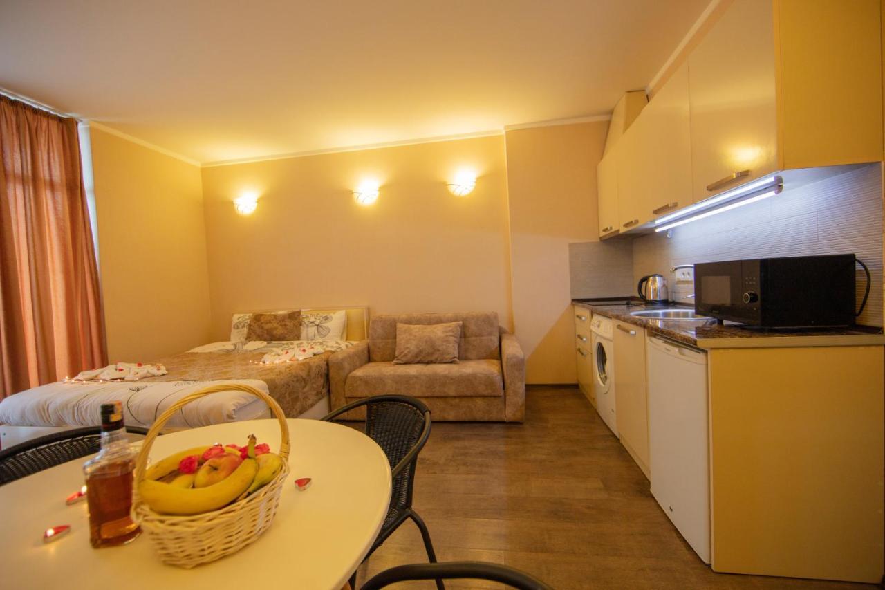 Tower Apartments باتومي المظهر الخارجي الصورة