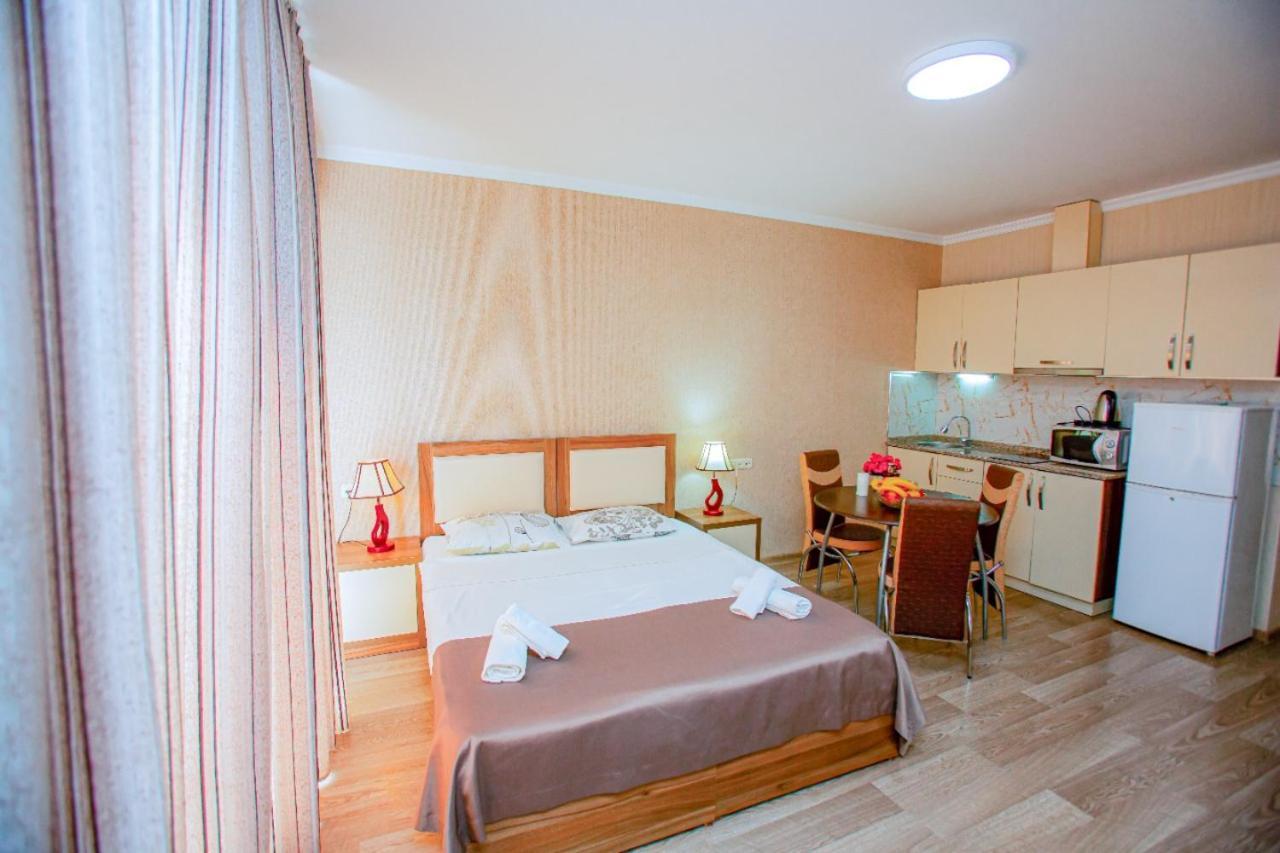 Tower Apartments باتومي المظهر الخارجي الصورة